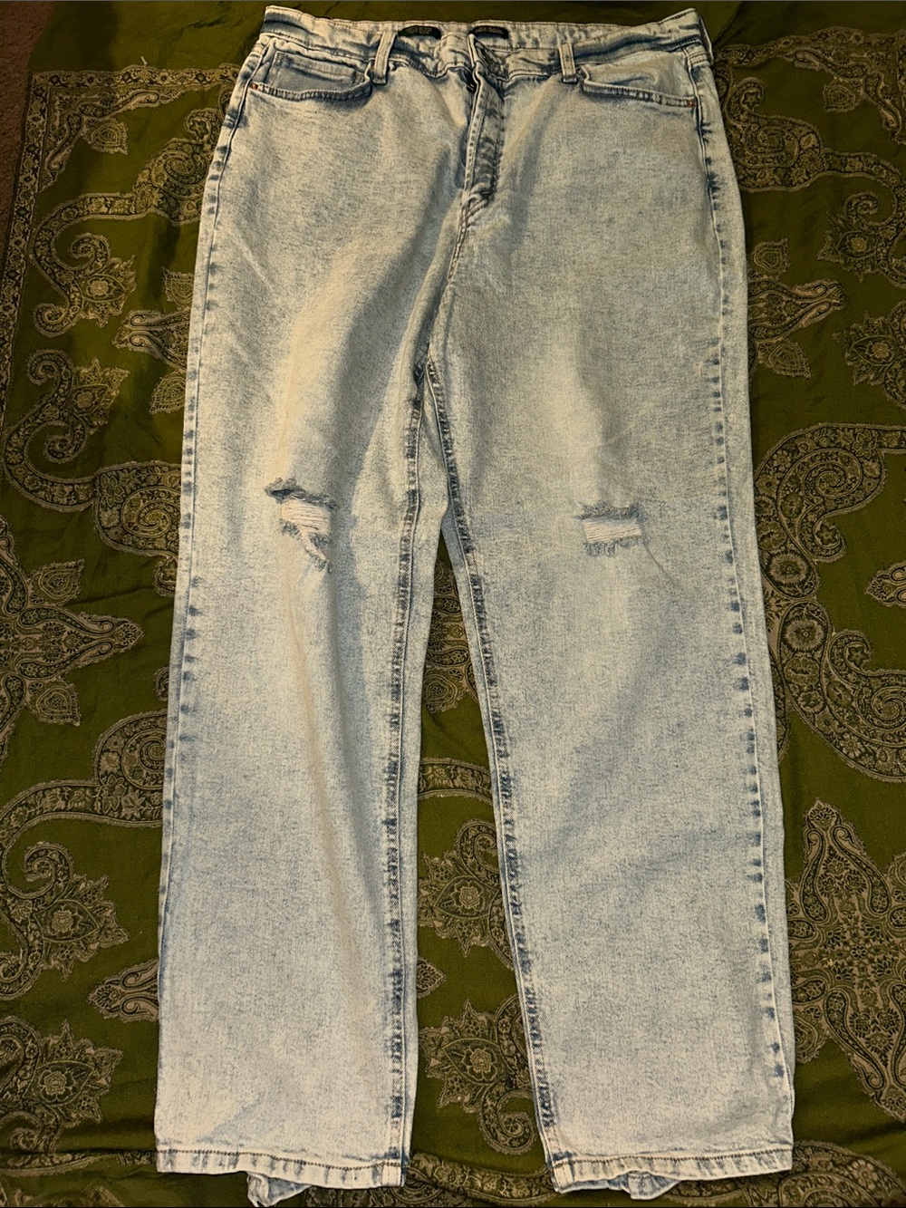 wild fable Light Blue Relaxed Jeans with Knee Rips